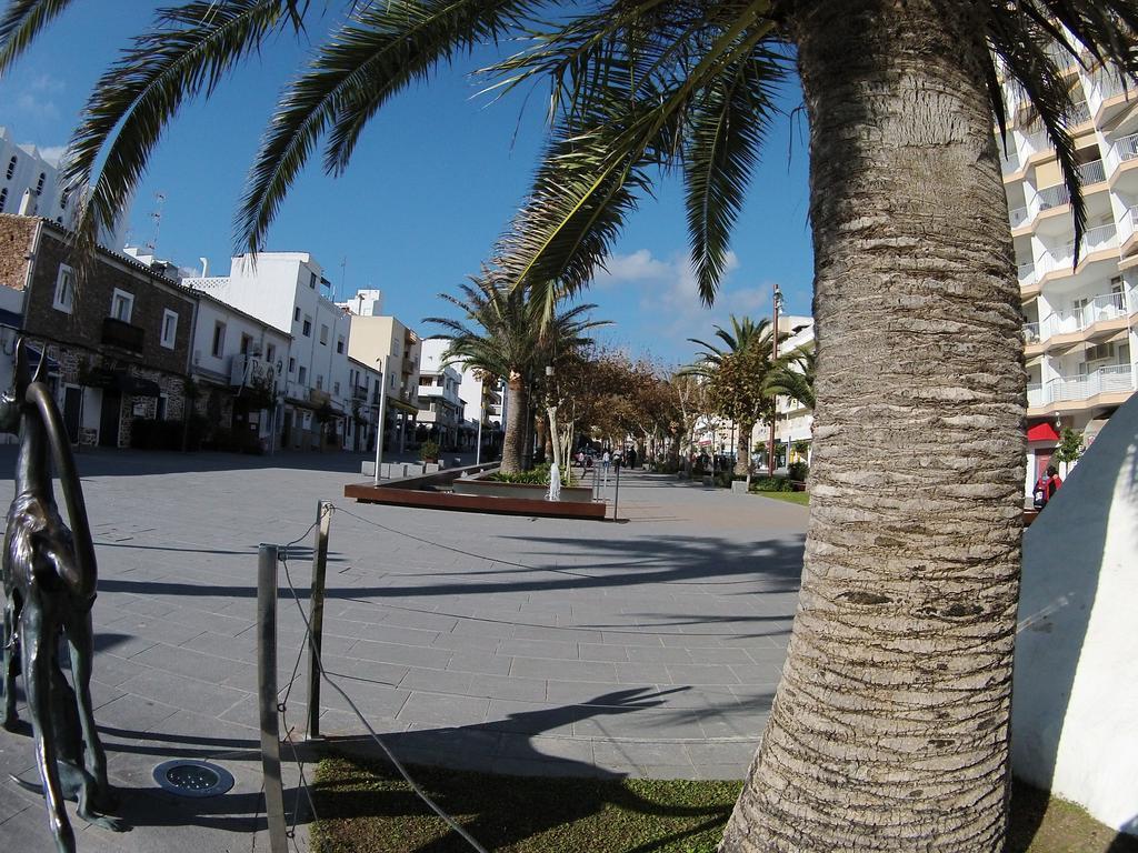 Hostal Mayol Santa Eularia des Riu Exteriér fotografie